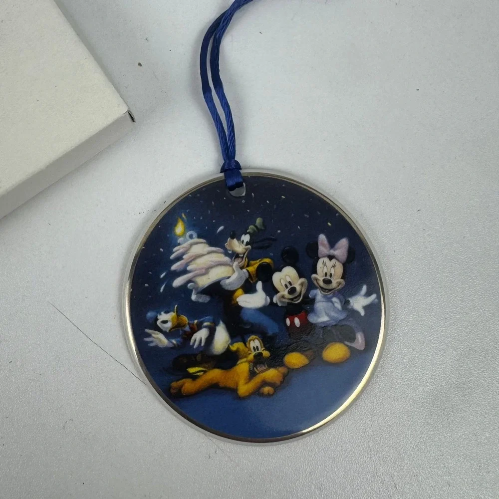 1997 Disney Store Decade of Dreams‎ Mickey Friends Ornament 10th Anniversary